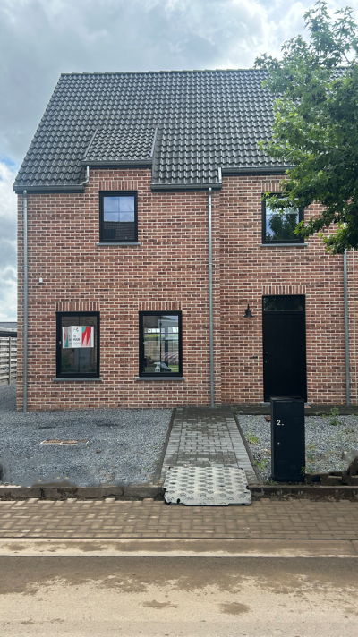 Bekijk foto 1 van 19 van het house in Bocholt