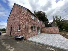 Woning in Avin