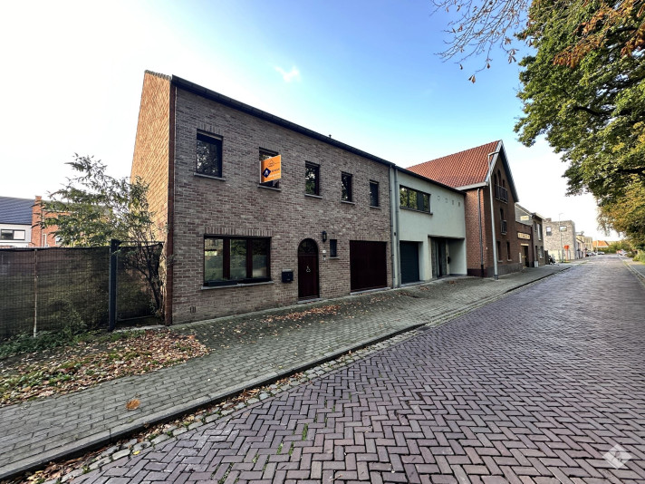 Bekijk foto 1 van 20 van het house in Buggenhout