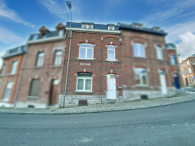 Maison d'habitation à Saint-Servais