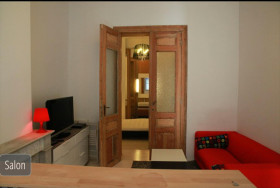 Studio in Ixelles