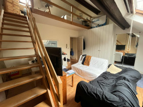 Studio in Ixelles