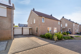 Einfamilienhaus in Born